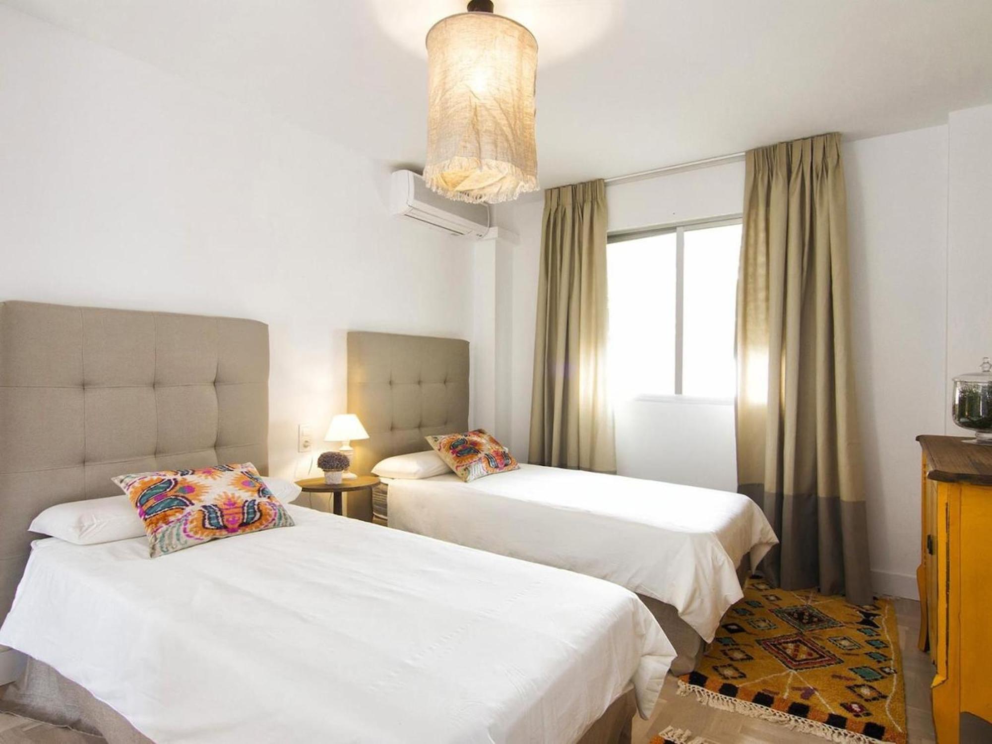 Glow And Elegant Apartment In Granada Center Free Parking 외부 사진